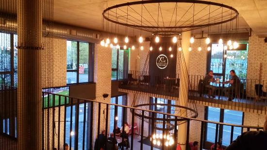 XL Restaurant Grill & Bar